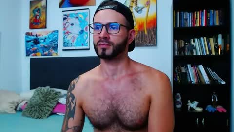 Snapshot of akiles_r chatting on 7, 1, 2025 akiles online show from 7, 1, 2025