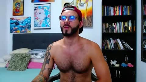 Snapshot of akiles_r chatting on 28, 1, 2025 akiles online show from 28, 1, 2025