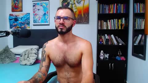 Snapshot of akiles_r chatting on 13, 2, 2025 akiles online show from 13, 2, 2025