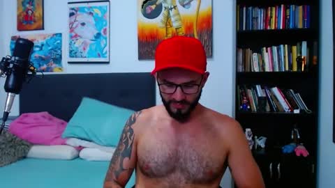 Snapshot of akiles_r chatting on 5, 3, 2025 akiles online show from 5, 3, 2025