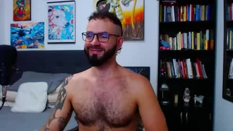 Snapshot of akiles_r chatting on 29, 9, 2025 akiles online show from 29, 9, 2025