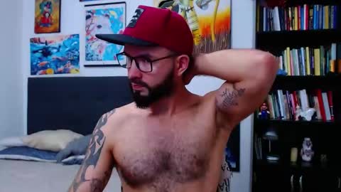 Snapshot of akiles_r chatting on 22, 10, 2025 akiles online show from 22, 10, 2025