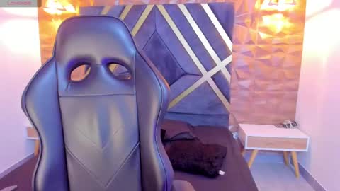 ALAHIA online show from 1, 10, 2025