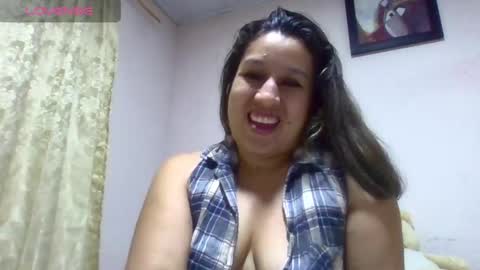 Snapshot of alahia_fox chatting on 27, 2, 2025 alahia online show from 27, 2, 2025
