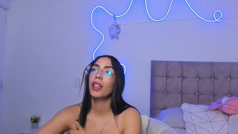 Alaia Alegria online show from 7, 3, 2026