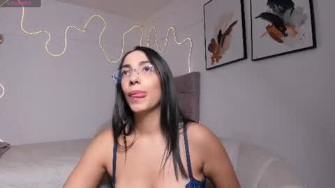 Alaia Alegria online show from 3, 8, 2026