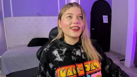 Alaia online show from 22, 12, 2025