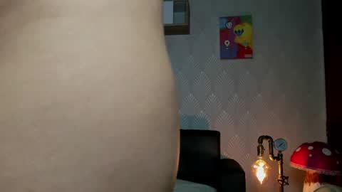 Snapshot of alaia_love77 chatting on 18, 7, 2026 Alaia online show from 18, 7, 2026