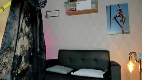Snapshot of alaia_love77 chatting on 7, 8, 2026 Alaia online show from 7, 8, 2026