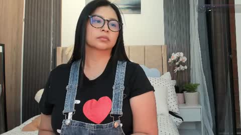     online show from 1, 8, 2026