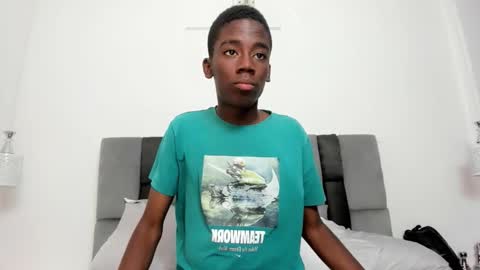 Snapshot of alan_blacke chatting on 29, 10, 2025 alan_blacke online show from 29, 10, 2025