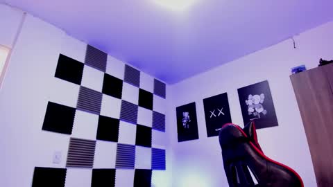 Alan Boy online show from 26, 11, 2025