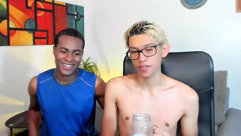 Snapshot of alan_scot chatting on 10, 1, 2025 Alan and Criss - WE JUST FRIENDS WITH BENEFITS BOTH VERS online show from 10, 1, 2025