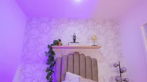 alana_2916 online show from 5, 3, 2025