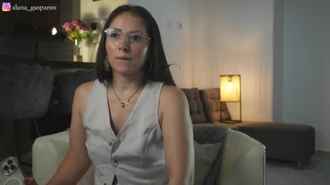 Alana Gasparini online show from 14, 11, 2025