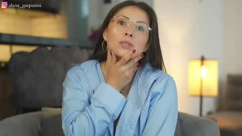 Alana Gasparini online show from 2, 5, 2026