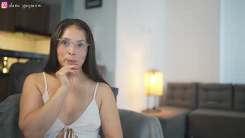 Alana Gasparini online show from 28, 7, 2026