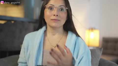 Alana Gasparini online show from 4, 8, 2026