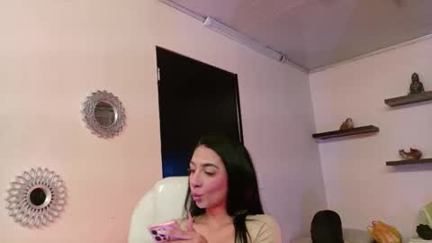 Maeve  online show from 21, 9, 2025