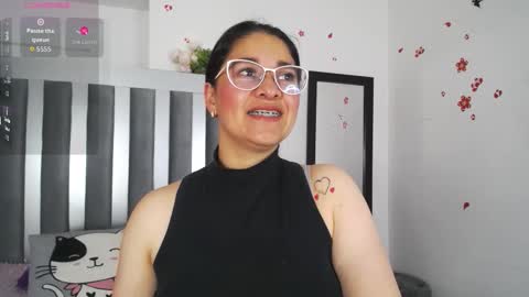 Snapshot of alana_steel_1 chatting on 21, 10, 2025 Alana  online show from 21, 10, 2025