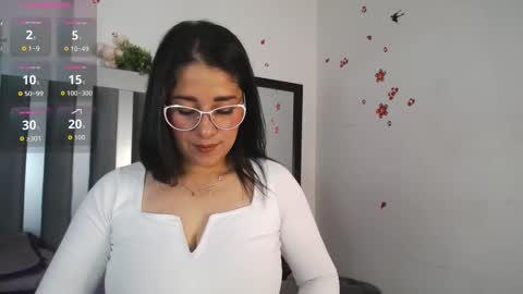 Snapshot of alana_steel_1 chatting on 24, 10, 2025 Alana  online show from 24, 10, 2025