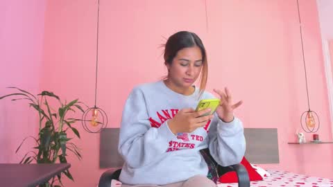 Alana online show from 15, 2, 2025