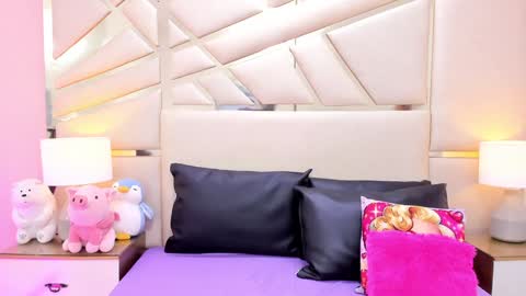 Snapshot of alanajones1 chatting on 12, 12, 2024 alana online show from 12, 12, 2024