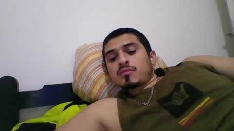 Snapshot of alanargenttt25 chatting on 21, 10, 2025 alanargenttt25 online show from 21, 10, 2025