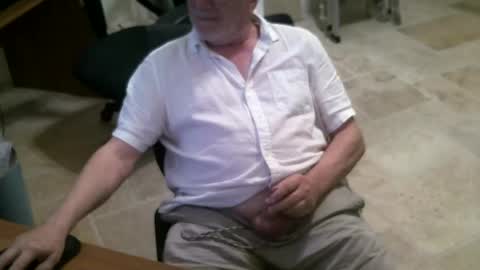 Snapshot of alanlee10allen chatting on 25, 7, 2026 Alanlee10allen online show from 25, 7, 2026