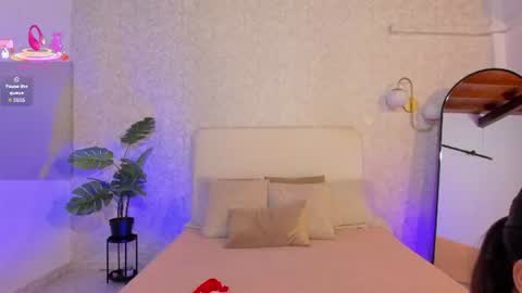 alannarouge online show from 28, 7, 2026