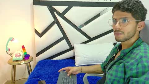 alanvilla_lobo online show from 24, 10, 2025
