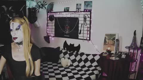 Snapshot of alchemymistic chatting on 28, 2, 2025 Mistic witch online show from 28, 2, 2025