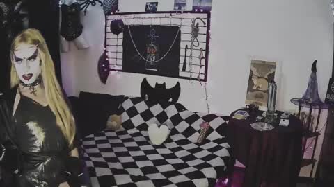 Snapshot of alchemymistic chatting on 3, 3, 2025 Mistic witch online show from 3, 3, 2025