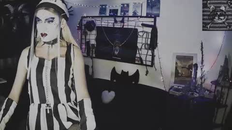 Snapshot of alchemymistic chatting on 15, 10, 2025 Mistic witch online show from 15, 10, 2025