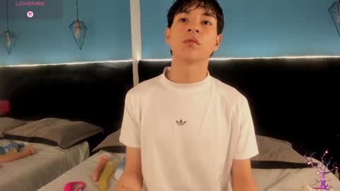 ale_aurarashi online show from 8, 9, 2025