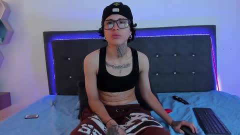 ale_cruzz online show from 28, 2, 2026