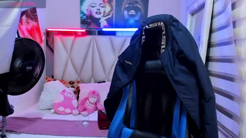 Snapshot of ale_noah_xxx chatting on 10, 12, 2024 ale_noah_xxx online show from 10, 12, 2024