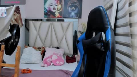 Snapshot of ale_noah_xxx chatting on 11, 12, 2024 ale_noah_xxx online show from 11, 12, 2024