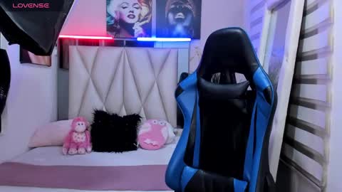 Snapshot of ale_noah_xxx chatting on 6, 1, 2025 ale_noah_xxx online show from 6, 1, 2025