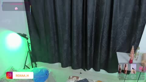 Snapshot of alehank chatting on 3, 10, 2025 Roxana online show from 3, 10, 2025