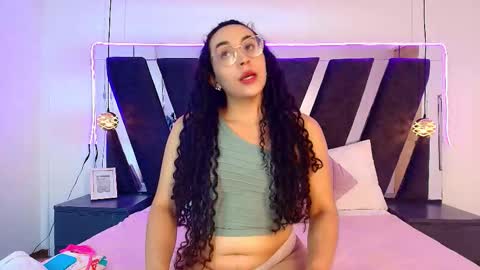 Alehia Cute online show from 9, 3, 2026