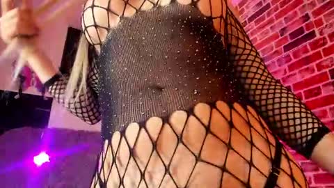 Aleja Hill online show from 17, 7, 2026
