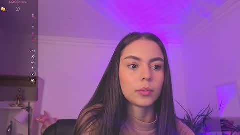 Alejandra online show from 30, 6, 2026