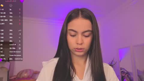 Alejandra online show from 14, 7, 2026
