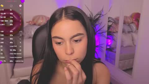 Alejandra online show from 28, 7, 2026