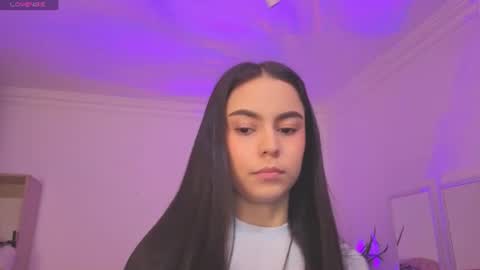 Alejandra online show from 4, 8, 2026