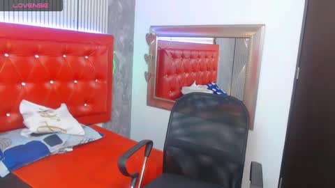   online show from 17, 11, 2025