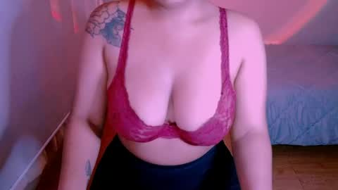 Alejandra  online show from 15, 5, 2026