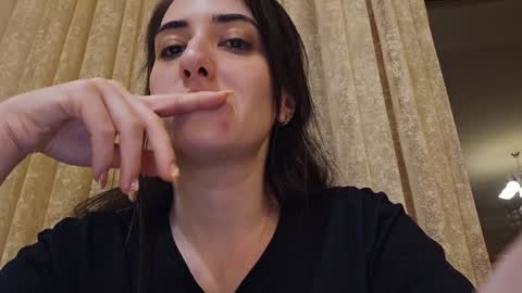 Snapshot of alejandradelaney chatting on 1, 1, 2025 alejandradelaney online show from 1, 1, 2025