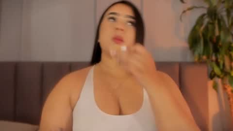 Snapshot of alejandrarojas_ chatting on 23, 6, 2026 Alejandra online show from 23, 6, 2026